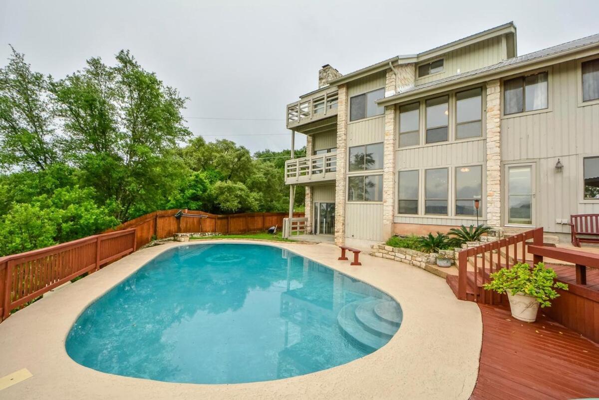 Panoramic Views, Pool, Nature, Fun! Holiday home Austin